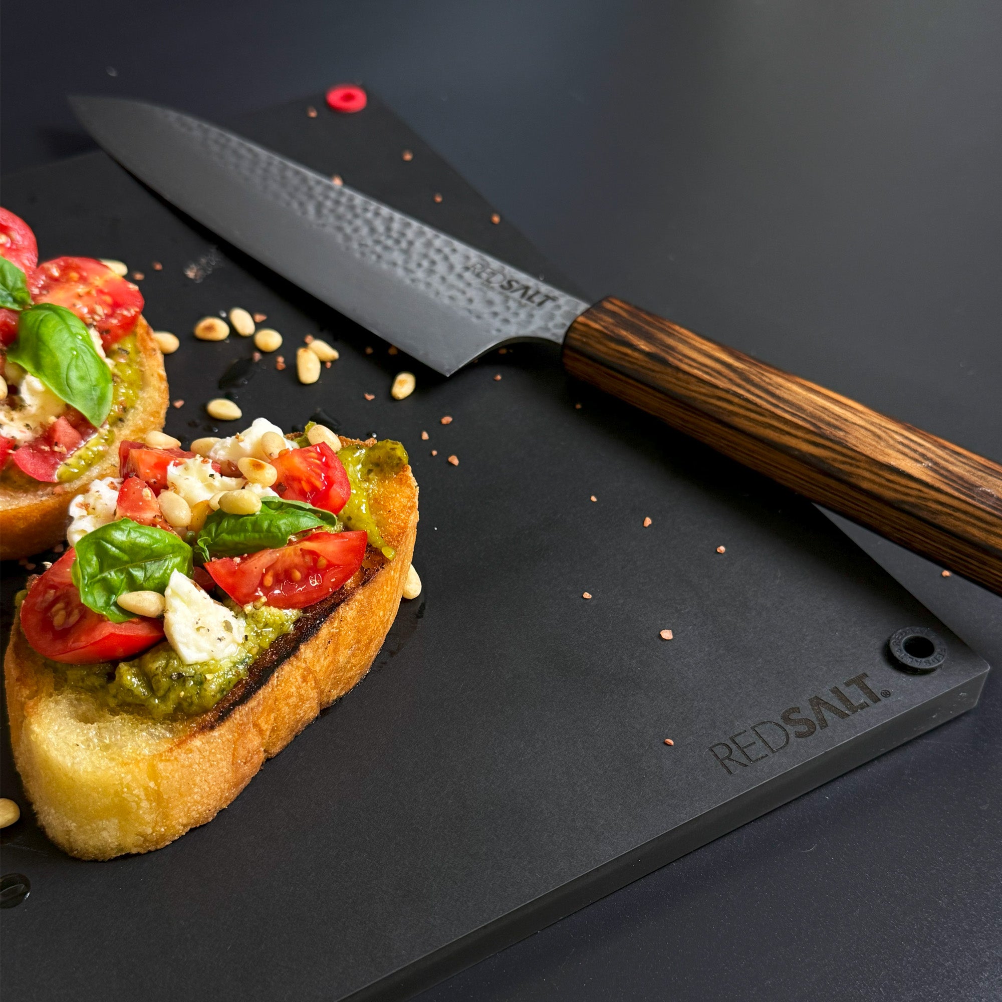 WOODLITE® Holzfaser Schneidebrett M 32x21x1,2 cm rutschfest & spülmaschinenfest